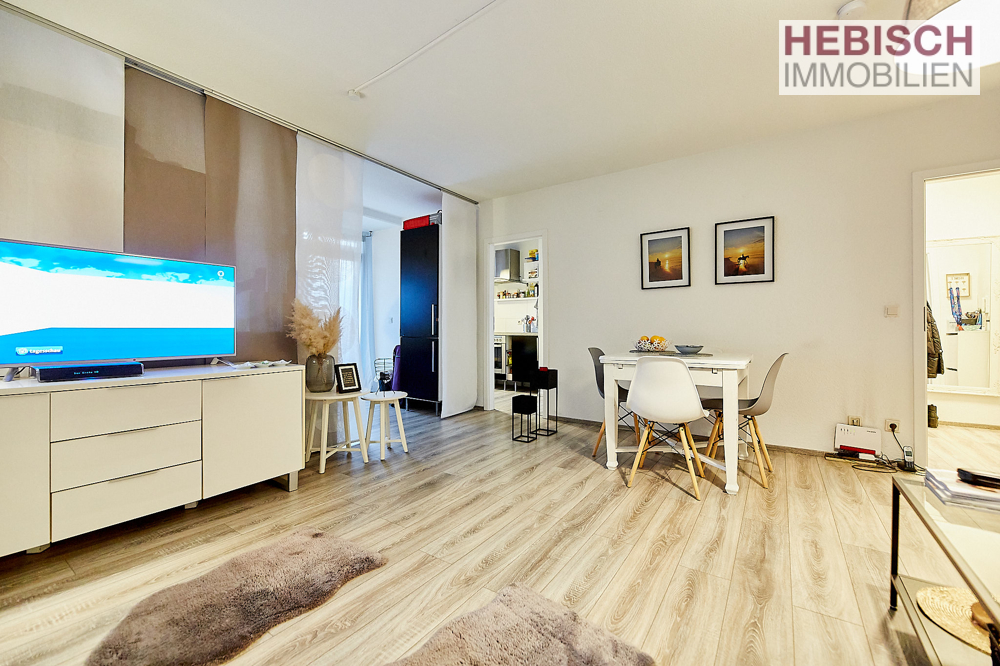 + HÜBSCHES APPARTEMENT MIT BALKON + TG-STELLPLATZ + ST. TÖNIS + + HÜBSCHES APPARTEMENT MIT BALKON + TG-STELLPLATZ + ST. TÖNIS +