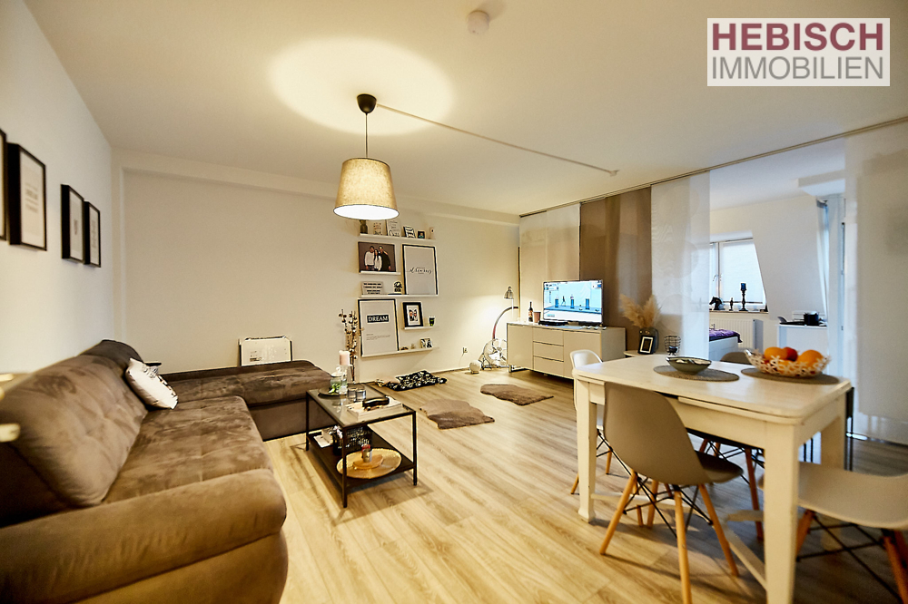 + HÜBSCHES APPARTEMENT MIT BALKON + TG-STELLPLATZ + ST. TÖNIS + + HÜBSCHES APPARTEMENT MIT BALKON + TG-STELLPLATZ + ST. TÖNIS +