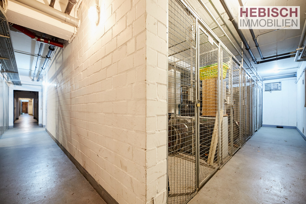 + HÜBSCHES APPARTEMENT MIT BALKON + TG-STELLPLATZ + ST. TÖNIS + + HÜBSCHES APPARTEMENT MIT BALKON + TG-STELLPLATZ + ST. TÖNIS +