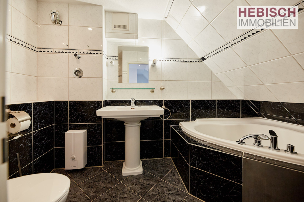 + MAISONETTE IN BOCKUM + AUCH ZUR EIGENNUTZUNG + KEINE KÄUFERPROVISION+ + MAISONETTE IN BOCKUM + AUCH ZUR EIGENNUTZUNG + KEINE KÄUFERPROVISION+