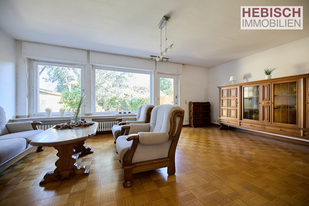 + SCHÖNES REIHENENDHAUS + KREFELD - DYKLAGE + + SCHÖNES REIHENENDHAUS + KREFELD - DYKLAGE +