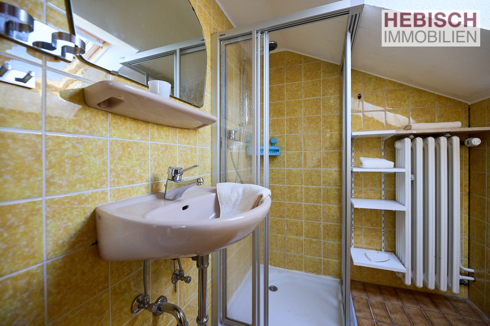+ SCHÖNES REIHENENDHAUS + KREFELD - DYKLAGE + + SCHÖNES REIHENENDHAUS + KREFELD - DYKLAGE +