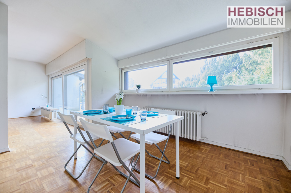 + VERKAUFT + BEZUGSFREIE DHH + NUTZBAR ALS EIN- ODER ZWEIFAMILIENHAUS + GROßE GARAGE +