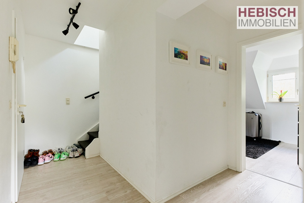 + VERKAUFT + EXKLUSIVE MAISONETTEWOHNUNG + ATTRAKTIV VERMIETET +