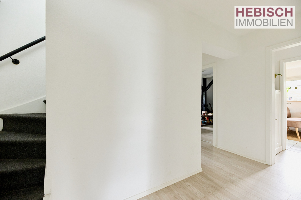 + VERKAUFT + EXKLUSIVE MAISONETTEWOHNUNG + ATTRAKTIV VERMIETET +