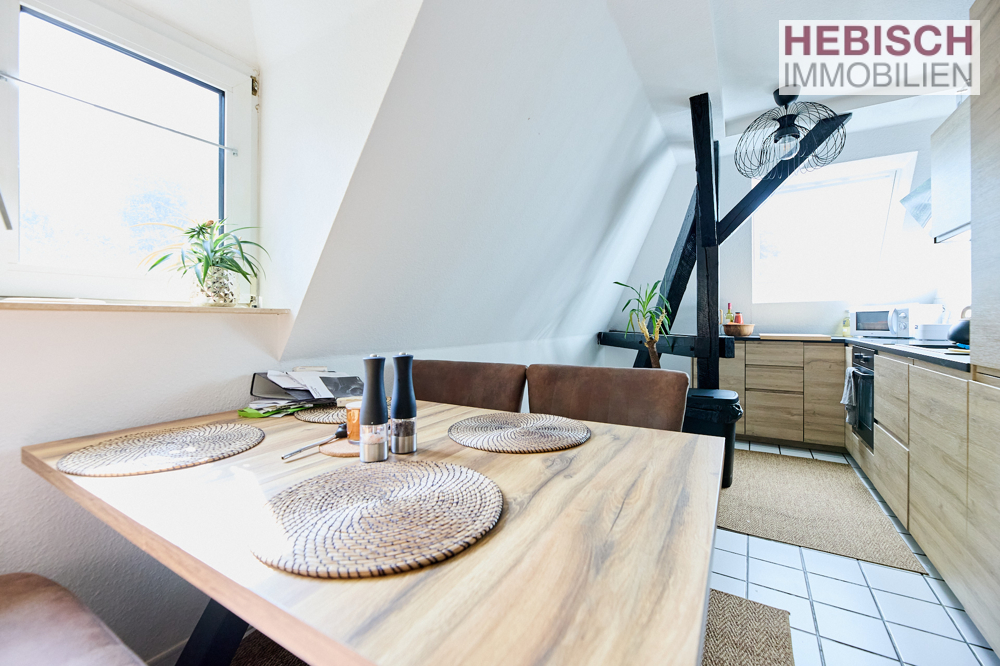 + VERKAUFT + EXKLUSIVE MAISONETTEWOHNUNG + ATTRAKTIV VERMIETET +