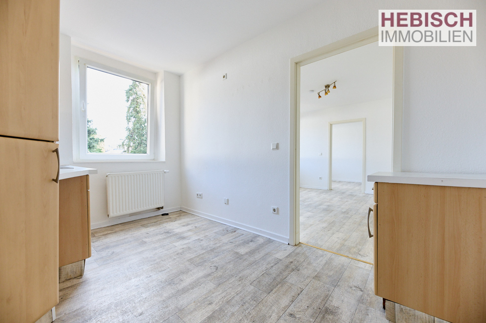 + GEMÜTLICHE, KLEINE WOHNUNG ZUM SOFORTEINZUG +