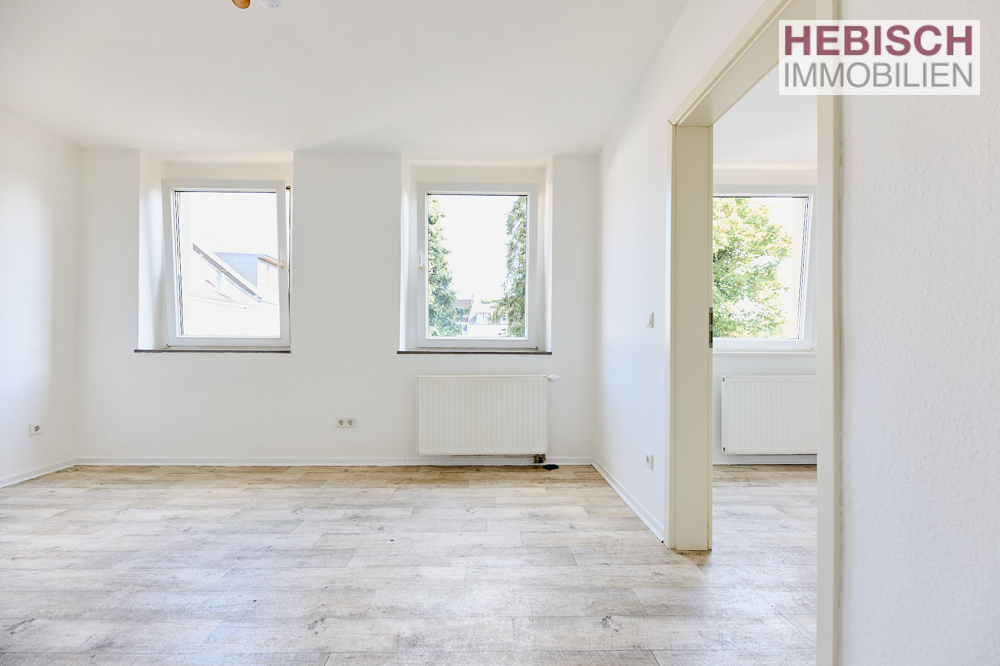 + GEMÜTLICHE, KLEINE WOHNUNG ZUM SOFORTEINZUG +