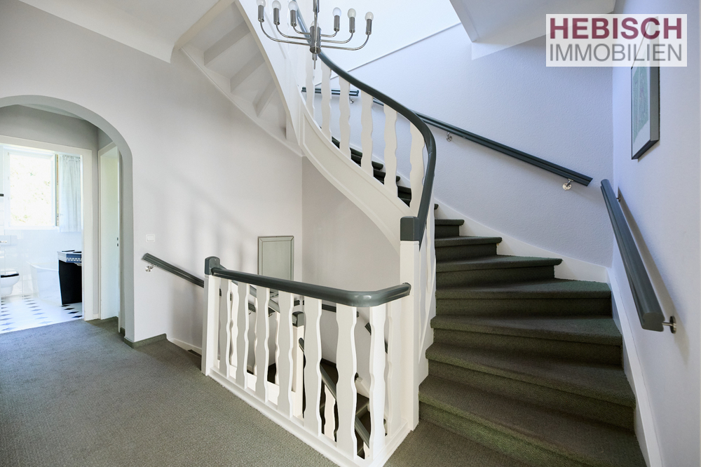 + CHARMANTES STADTHAUS + KR-BISMARCKVIERTEL +