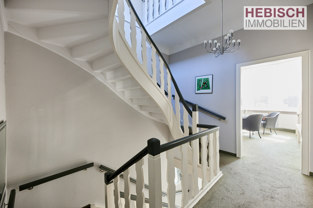 + CHARMANTES STADTHAUS + KR-BISMARCKVIERTEL +