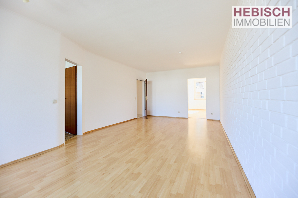 + VERMIETET + LICHTDURCHFLUTETES ZUHAUSE + GROßE LOGGIA + NÄHE WESTWALL +