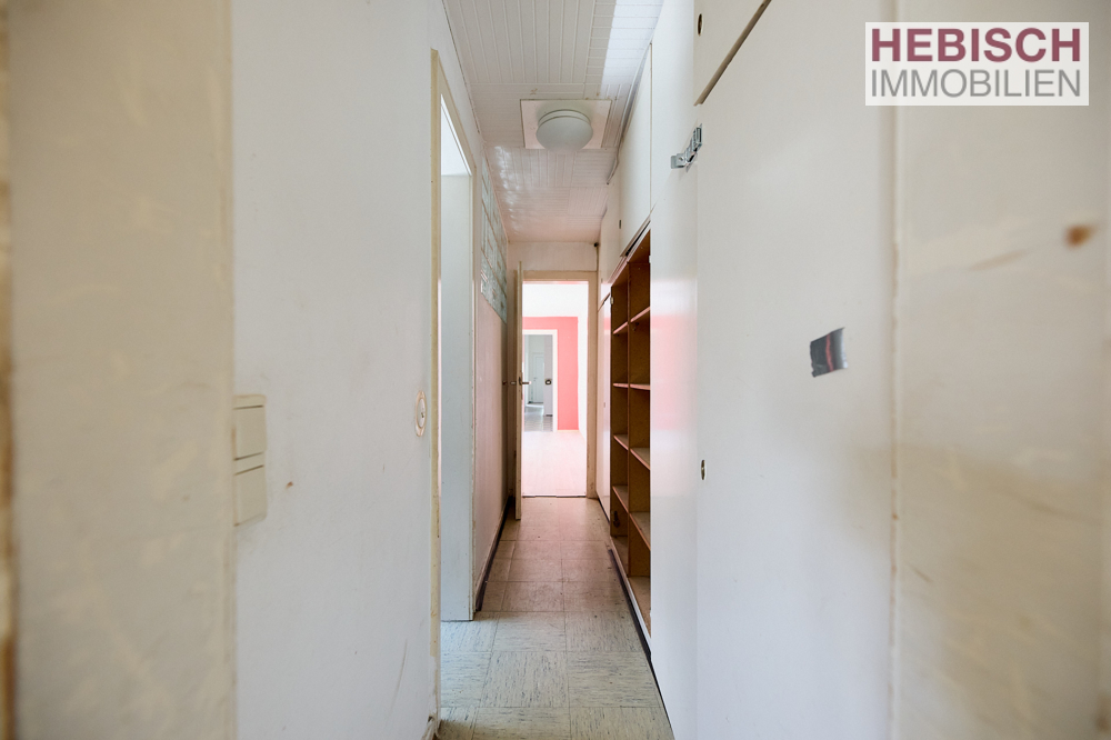 + VERKAUFT + PACKEN SIE'S AN: IHR SANIERUNGSPROJEKT MIT ZUKUNFT IN KREFELD-OPPUM +