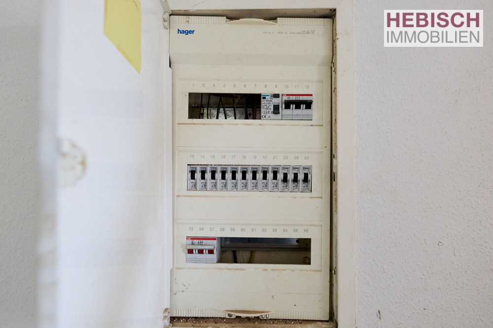 + VERKAUFT + PACKEN SIE'S AN: IHR SANIERUNGSPROJEKT MIT ZUKUNFT IN KREFELD-OPPUM +