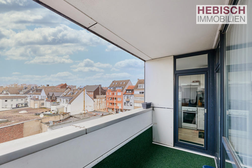 + VERKAUFT +GUT GESCHNITTENE 2-ZIMMER KDB MIT LOGGIA+TG-STELLPLATZ OPTIONAL ZUM KAUF NORDBEZIRK +