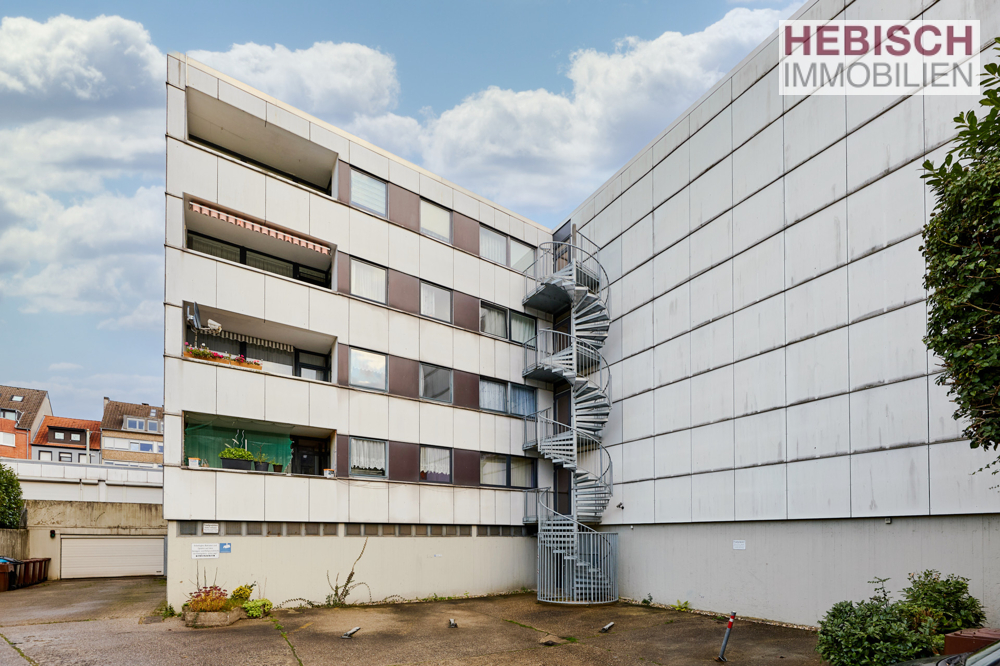 + VERKAUFT +GUT GESCHNITTENE 2-ZIMMER KDB MIT LOGGIA+TG-STELLPLATZ OPTIONAL ZUM KAUF NORDBEZIRK +