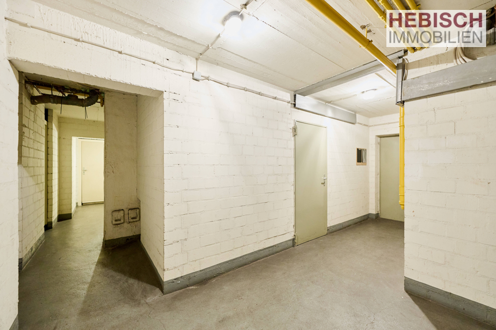 + VERKAUFT + SPANNENDES PENTHOUSE + TERRASSE/BALKON + KÄUFERPROVISIONSFREI +