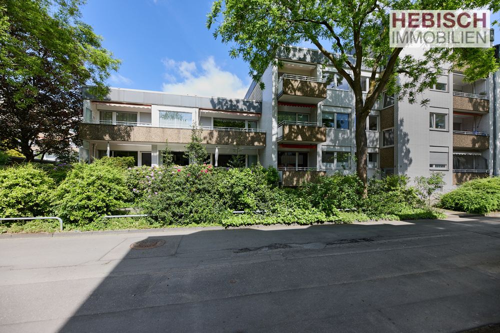 + VERKAUFT + GESTALTEN SIE IHR NEUES ZUHAUSE + 3 ZIMMER + HOCHPARTERRE/LOGGIA +