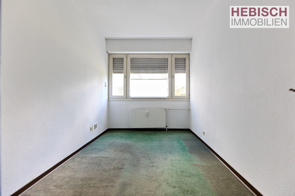 + VERKAUFT + GESTALTEN SIE IHR NEUES ZUHAUSE + 3 ZIMMER + HOCHPARTERRE/LOGGIA +