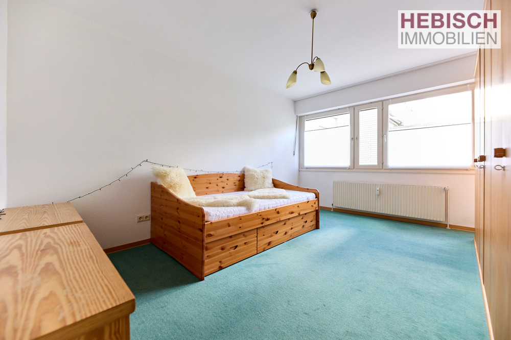 + VERKAUFT + GESTALTEN SIE IHR NEUES ZUHAUSE + 3 ZIMMER + HOCHPARTERRE/LOGGIA +