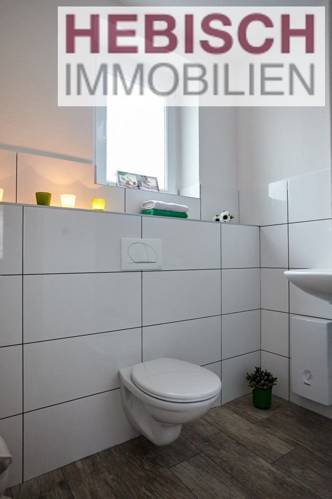 + VERMIETET + KLEINES, PRAKTISCH GESCHNITTENES DOMIZIL +