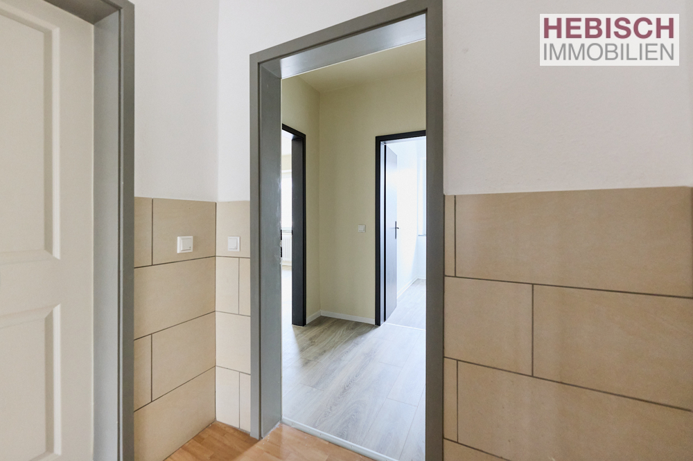 + FRISCH RENOVIERTES DOMIZIL + KREFELD-CITY +