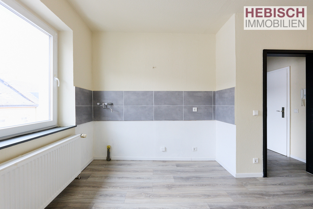 + FRISCH RENOVIERTES DOMIZIL + KREFELD-CITY +