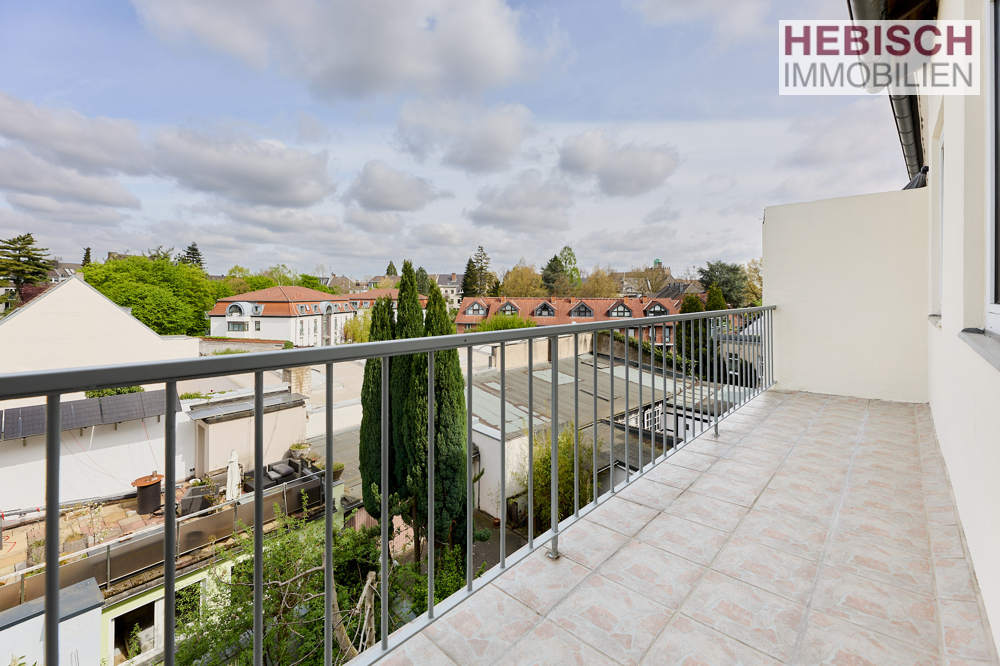 + VERMIETET + BISMARCKVIERTEL + ERSTBEZUG NACH SANIERUNG + NEUES BAD + NEUE HEIZUNG +