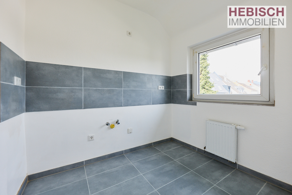+ VERMIETET + BISMARCKVIERTEL + ERSTBEZUG NACH SANIERUNG + NEUES BAD + NEUE HEIZUNG +