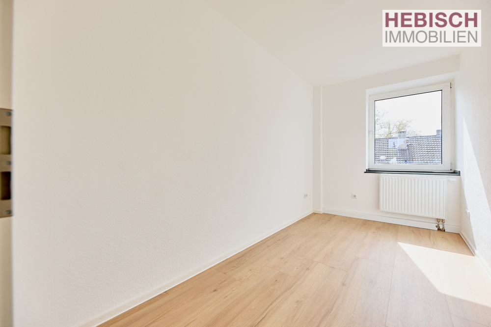 + VERMIETET + BISMARCKVIERTEL + ERSTBEZUG NACH SANIERUNG + NEUES BAD + NEUE HEIZUNG +