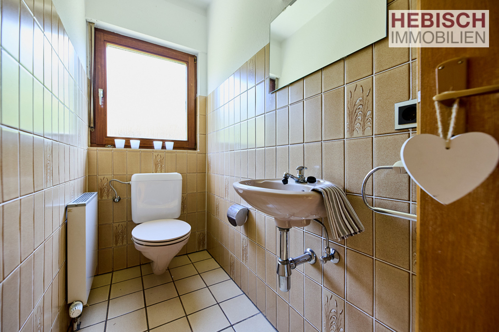 + GROßES GRUNDSTÜCK + TOP LAGE + HAUS MIT ARBEITSBEDARF +
