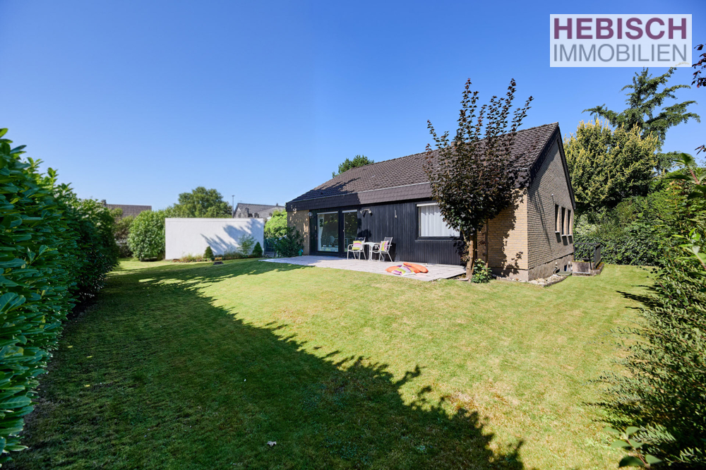 + GROßES GRUNDSTÜCK + TOP LAGE + HAUS MIT ARBEITSBEDARF +