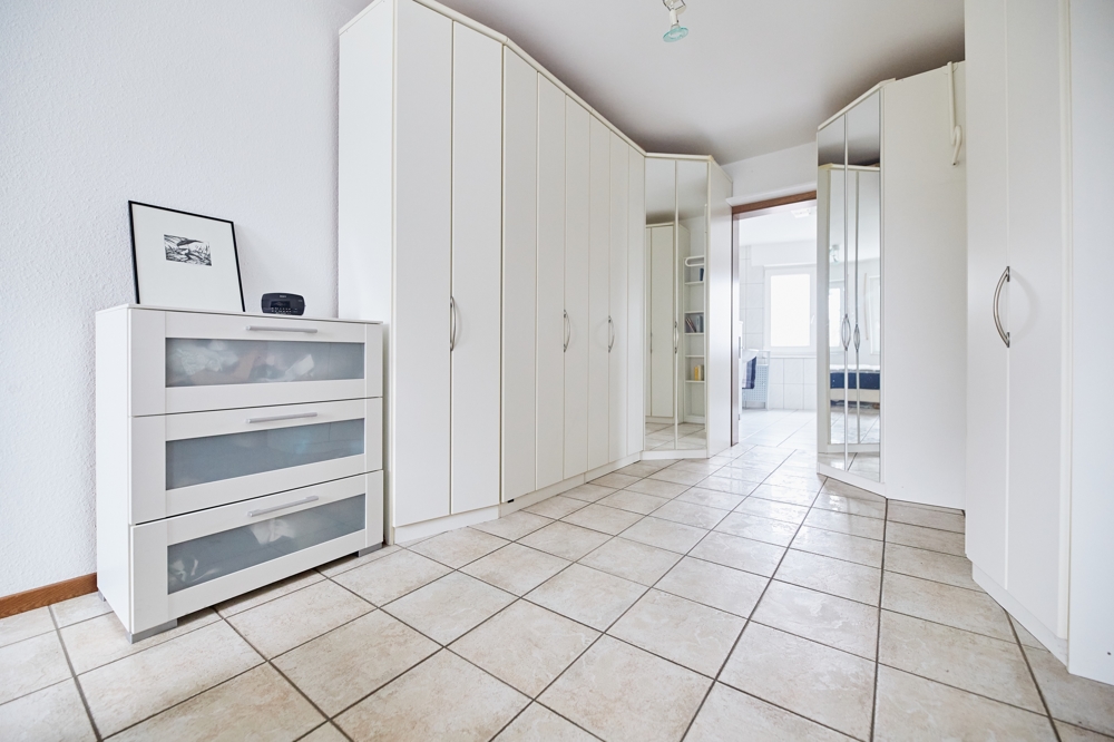 + XXL-TERRASSE + XXL -WOHN-ESSZIMMER +
 1 GARAGE  INKL. +  2.GARAGE OPTIONAL +