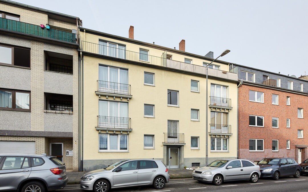 + Verkauft: Mehrfamilienhaus + langjährige Mieter + Krefeld-City +
