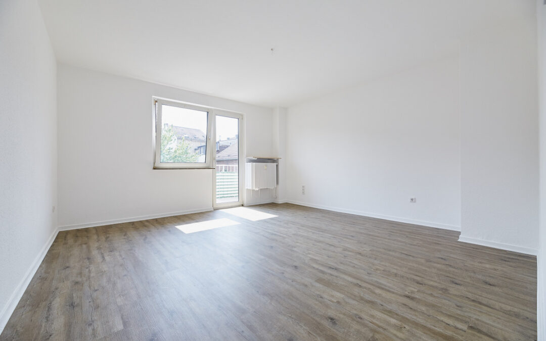 + Neu zur Vermietung: Schnuckeliges Zuhause – Balkon +