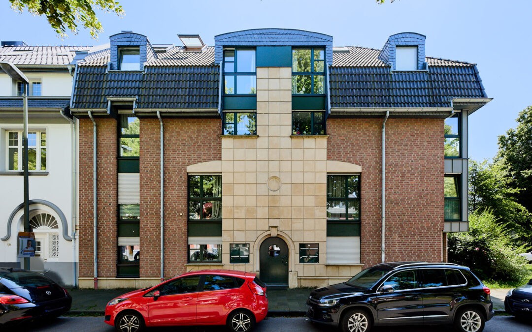 + Neu zum Verkauf: Traumhaftes Wohnen + Maisonette + Balkon + Stellplatz + Top Zustand +