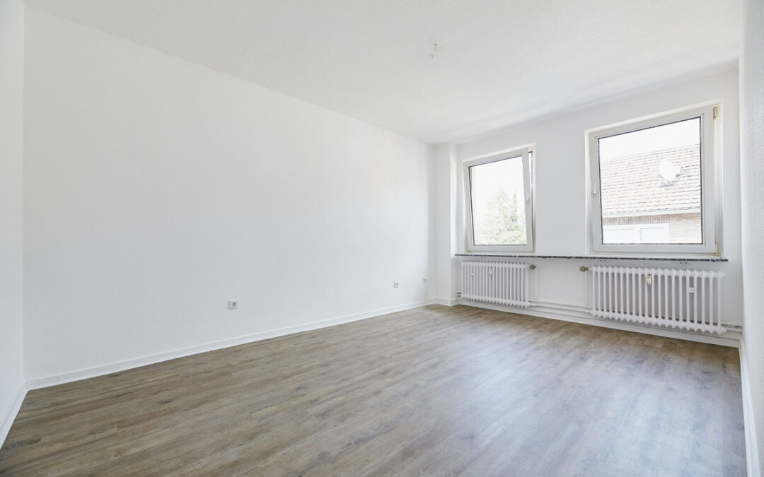 + Vermietet: Schnuckeliges Zuhause –  Balkon +