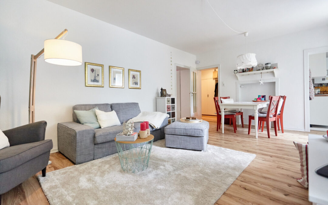 + Vermietet: Schnuckeliges EG mit kleiner Terrasse +