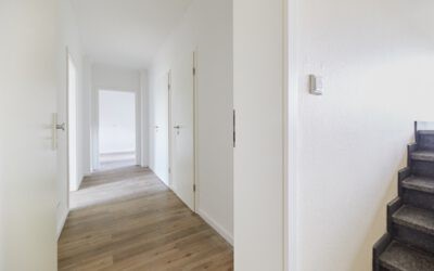 + Vermietet: Gemütliche DG-Wohnung + 2,5 Zimmer + Einbauküche + Nordbezirk +