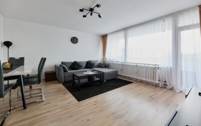 + Verkauft: Gut geschnittene 2-Zimmer KDB mit Loggia + TG-Stellplatz +