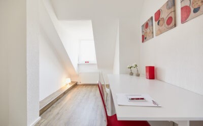 + Neu zur Vermietung: Kleines, hübsches, teilmöbliertes Zuhause +