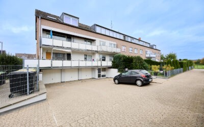 + Neu zum Verkauf: Zuhause unter dem Dach + DG-Wohnung + Balkon + Kempen-St. Hubert +